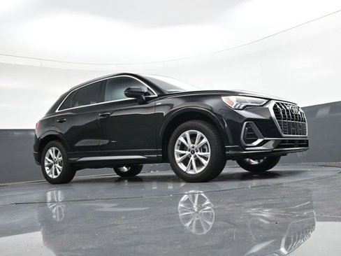 Used 2023 Audi Q3 2.0T Premium image 27