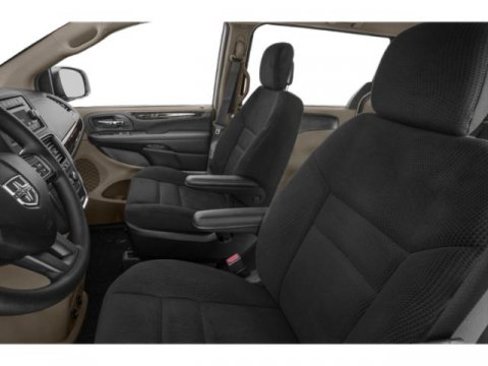 Used 2019 Dodge Grand Caravan SXT image 12