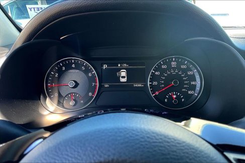 Used 2023 Kia Forte LXS image 17
