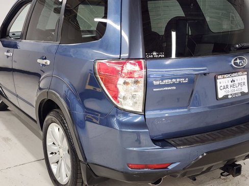 Used 2011 Subaru Forester 2.5X Limited w/ Utility Pkg image 32