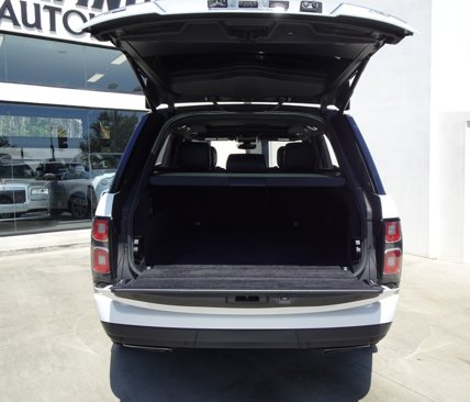 Used 2022 Land Rover Range Rover Westminster Edition image 6