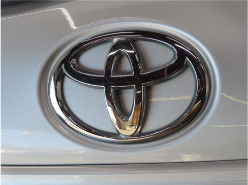 Used 2015 Toyota Yaris L image 22