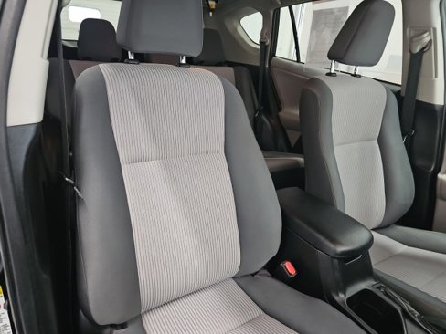 Used 2013 Toyota RAV4 LE image 13