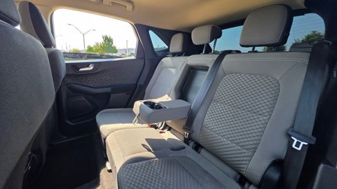 Used 2020 Ford Escape SE image 19
