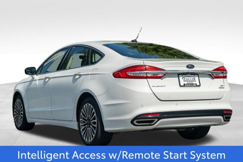 Used 2017 Ford Fusion SE w/ Fusion SE Technology Package image 5