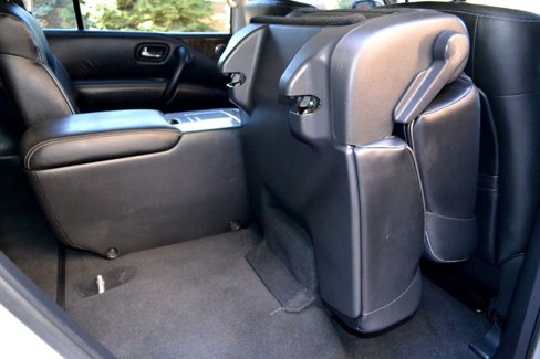 Used 2016 INFINITI QX80 Limited image 32