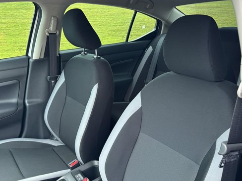 New 2025 Nissan Versa S image 25