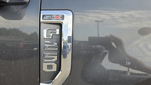Used 2017 Ford F250 XL w/ STX Appearance Package image 10