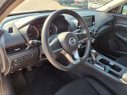 Used 2022 Nissan Sentra S image 18