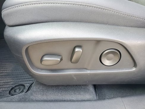 Used 2026 Chevrolet Equinox LT w/ Convenience Package II image 21