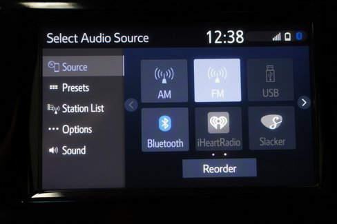 Used 2018 Toyota Camry SE image 25
