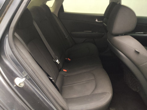 Used 2020 Kia Optima LX image 19