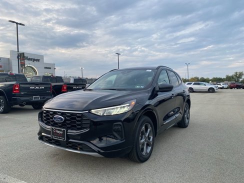 Used 2024 Ford Escape ST-Line image 5