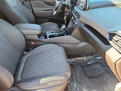 Certified 2020 Hyundai Santa Fe SE image 17