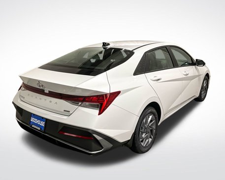 New 2025 Hyundai Elantra Blue image 6