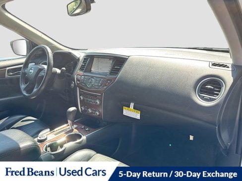 Used 2019 Nissan Pathfinder Platinum image 34