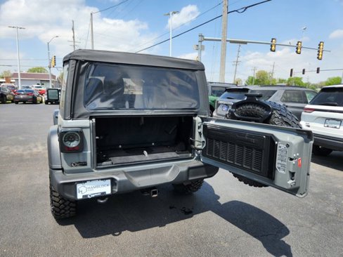 Used 2022 Jeep Wrangler Willys image 34