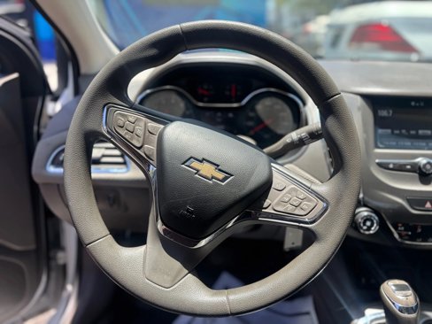Used 2018 Chevrolet Cruze LT w/ RS Package image 26