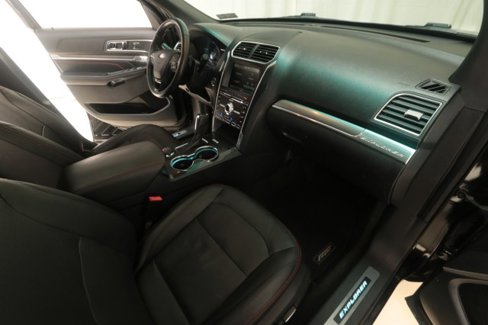 Used 2016 Ford Explorer Sport w/ Equipment Group 401A image 58