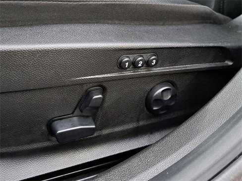 Used 2021 Alfa Romeo Giulia Sprint w/ Sun & Sound Package image 19