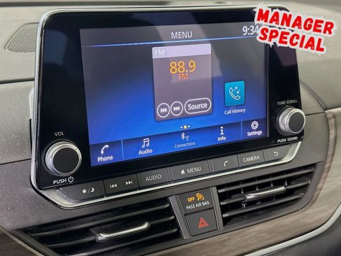 Used 2023 Nissan Altima 2.5 SV image 15
