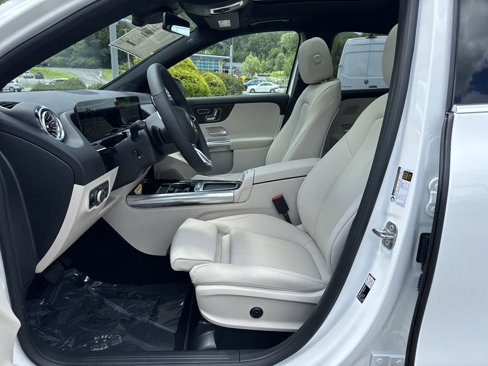 New 2026 Mercedes-Benz GLA 250 4MATIC image 9