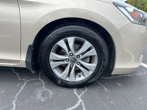Used 2014 Honda Accord LX image 29