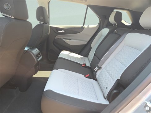 Used 2023 Chevrolet Equinox LT w/ Driver Convenience Package image 15
