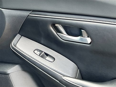 Certified 2021 Nissan Sentra SV image 32