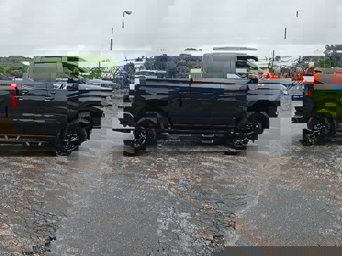 Used 2022 Chevrolet Silverado 1500 RST image 6