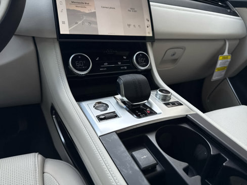 New 2026 Jaguar F-PACE R-Dynamic S image 11