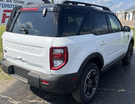 New 2025 Ford Bronco Sport Outer Banks image 8
