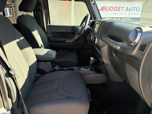 Used 2016 Jeep Wrangler Unlimited Sport w/ Quick Order Package 24S image 27