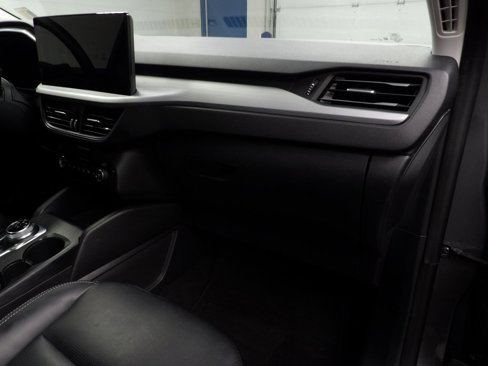Used 2024 Ford Escape Platinum image 35