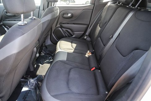 Certified 2020 Jeep Renegade Altitude image 19