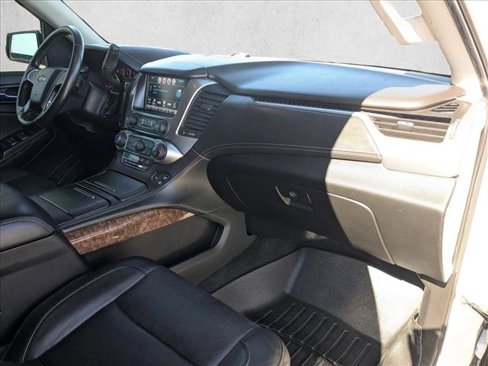 Used 2018 Chevrolet Suburban Premier image 22