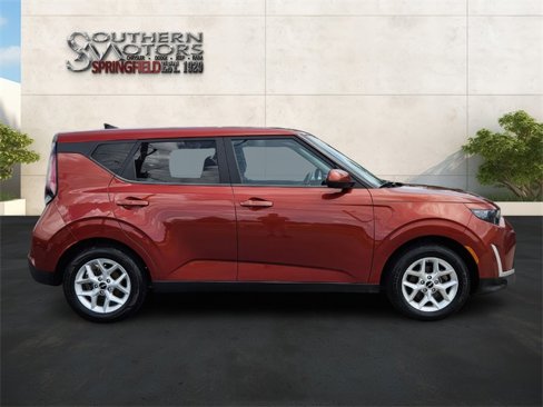 Used 2023 Kia Soul LX w/ LX Technology Package image 7