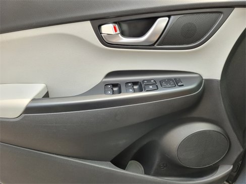 Used 2022 Hyundai Kona SEL w/ Convenience Package image 33