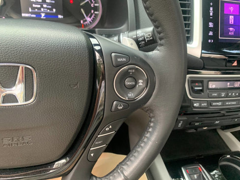 Used 2016 Honda Pilot Touring image 37