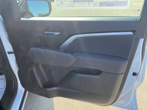 New 2025 Chevrolet Colorado Z71 w/ Technology Package image 33