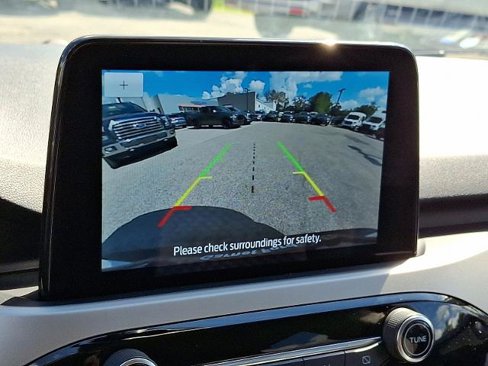 Certified 2020 Ford Escape SE image 17
