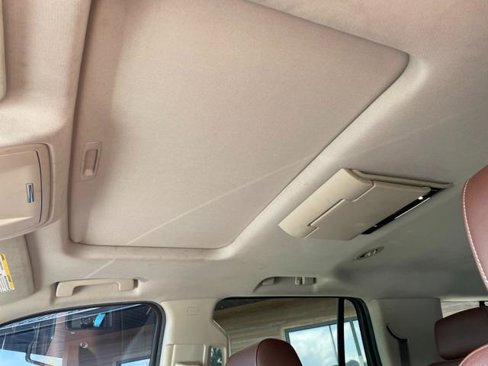 Used 2015 Chevrolet Tahoe LTZ image 19