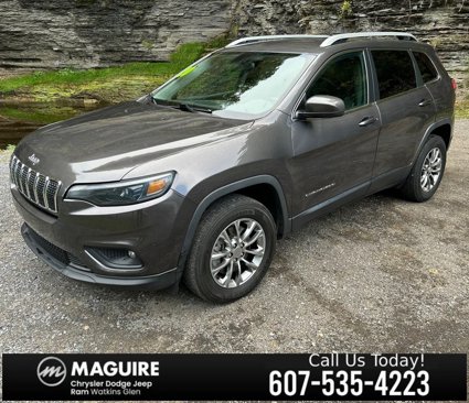 Used 2020 Jeep Cherokee Latitude Plus image 1