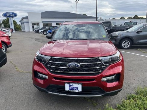Certified 2022 Ford Explorer XLT w/ Equipment Group 202A image 2