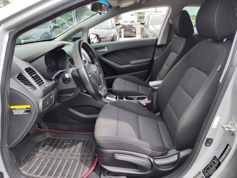 Used 2018 Kia Forte LX image 13