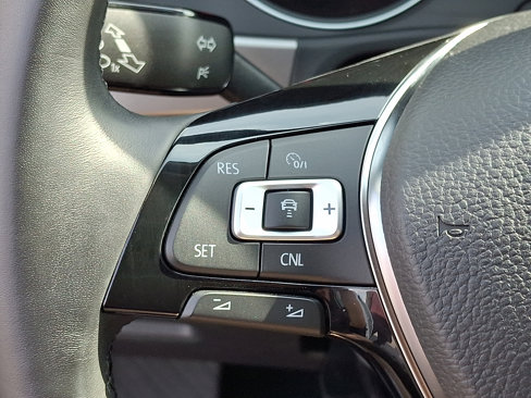 Used 2018 Volkswagen Atlas SE image 22