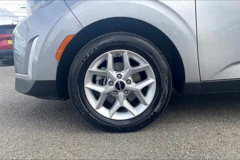 Used 2024 Kia Soul LX w/ Option Group 015 image 8