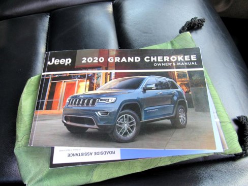 Used 2020 Jeep Grand Cherokee Limited image 8