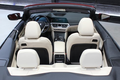 Used 2023 BMW 430i Convertible image 29