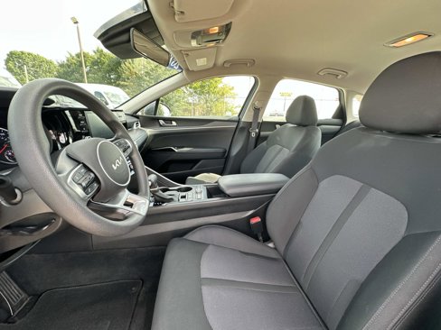 Used 2022 Kia K5 LXS image 22